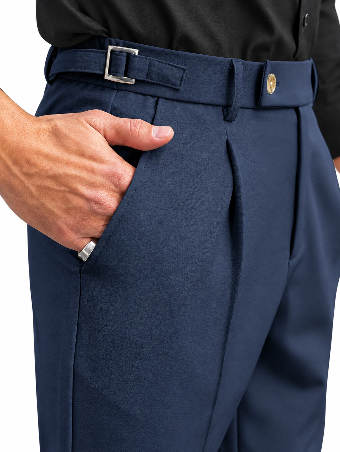 Calça de Alfaiataria Firenze, Cós Transpassado com Fivela Lateral.