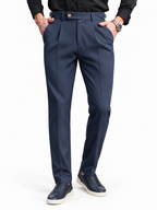 Calça de Alfaiataria Firenze, Cós Transpassado com Fivela Lateral.